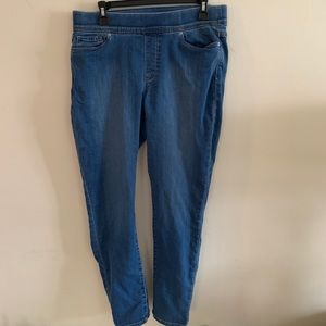 Levi’s pull on jeans